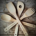 accessoires de cuisine gravés personnalisés